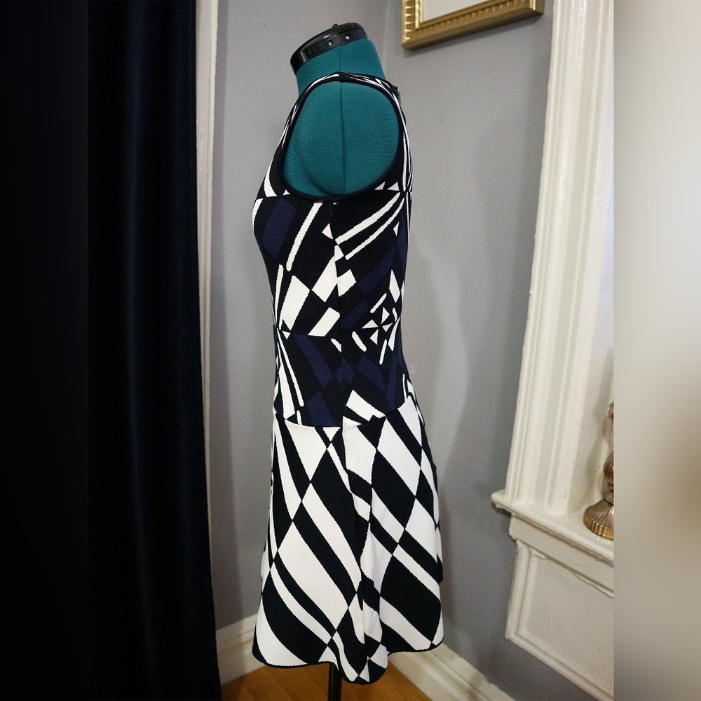 BCBG Max Azria Jo geometric jacquard dress, XXS/00 - Picture 3 of 8